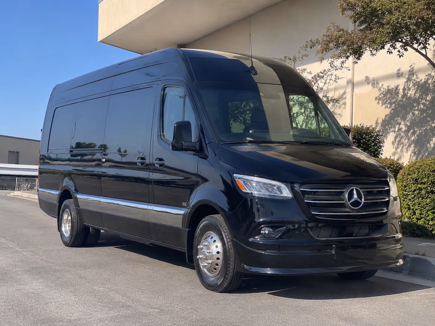 bus rental options for grand rapids trips