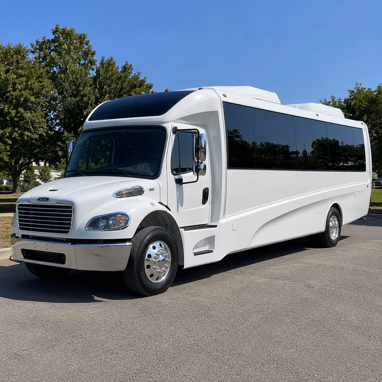 grand rapids 35 passenger minibus