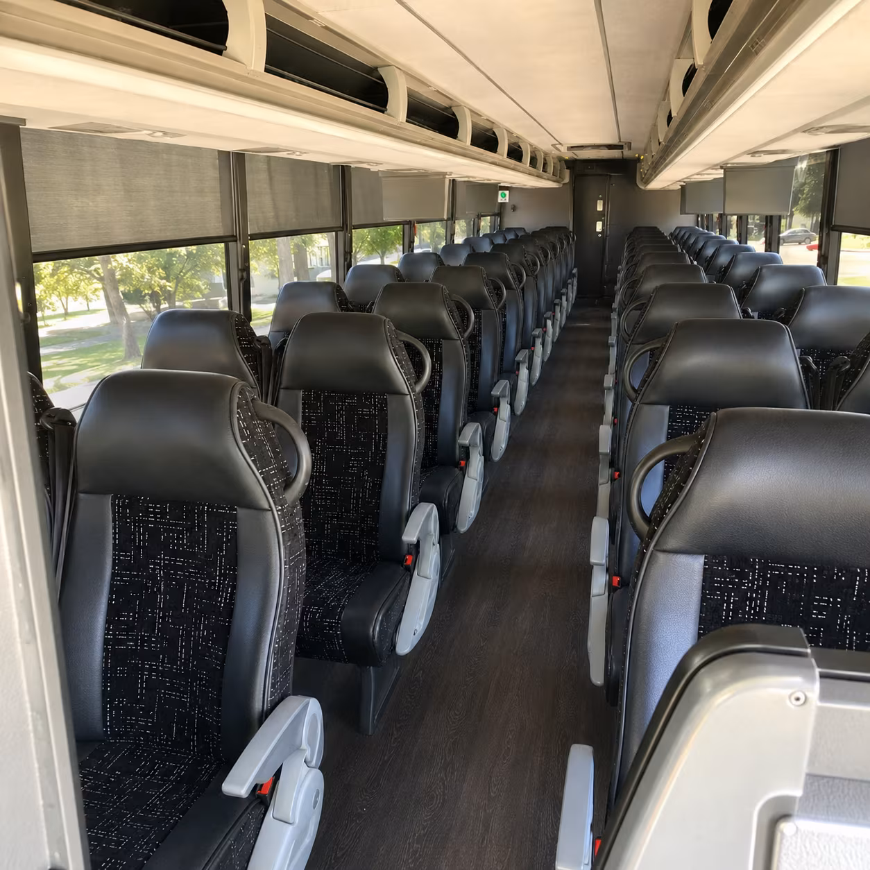 grand rapids minibus rentals