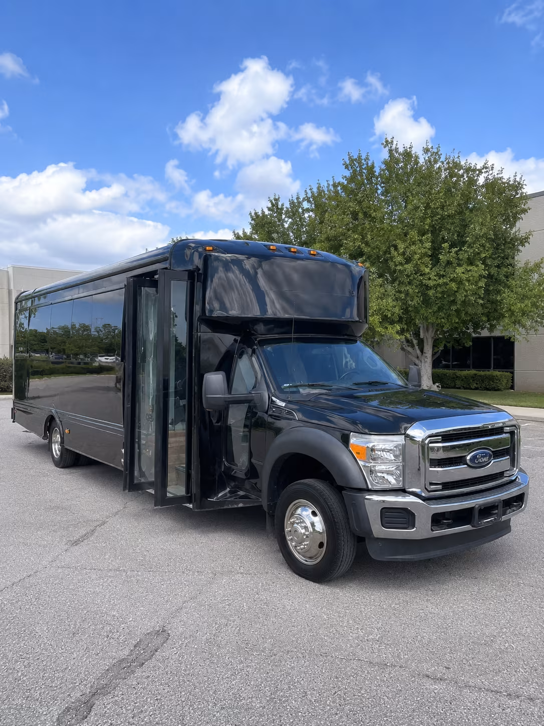 grand rapids prom party bus rental
