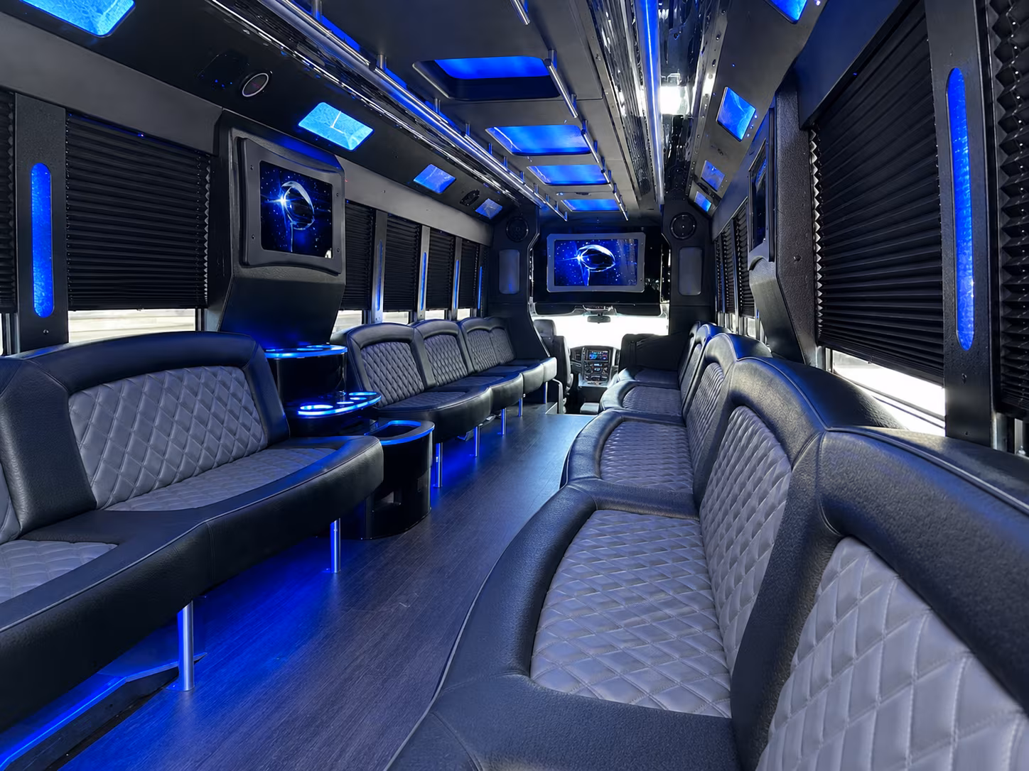 party buses and charter buses to van andel arena sporting events in grand rapids