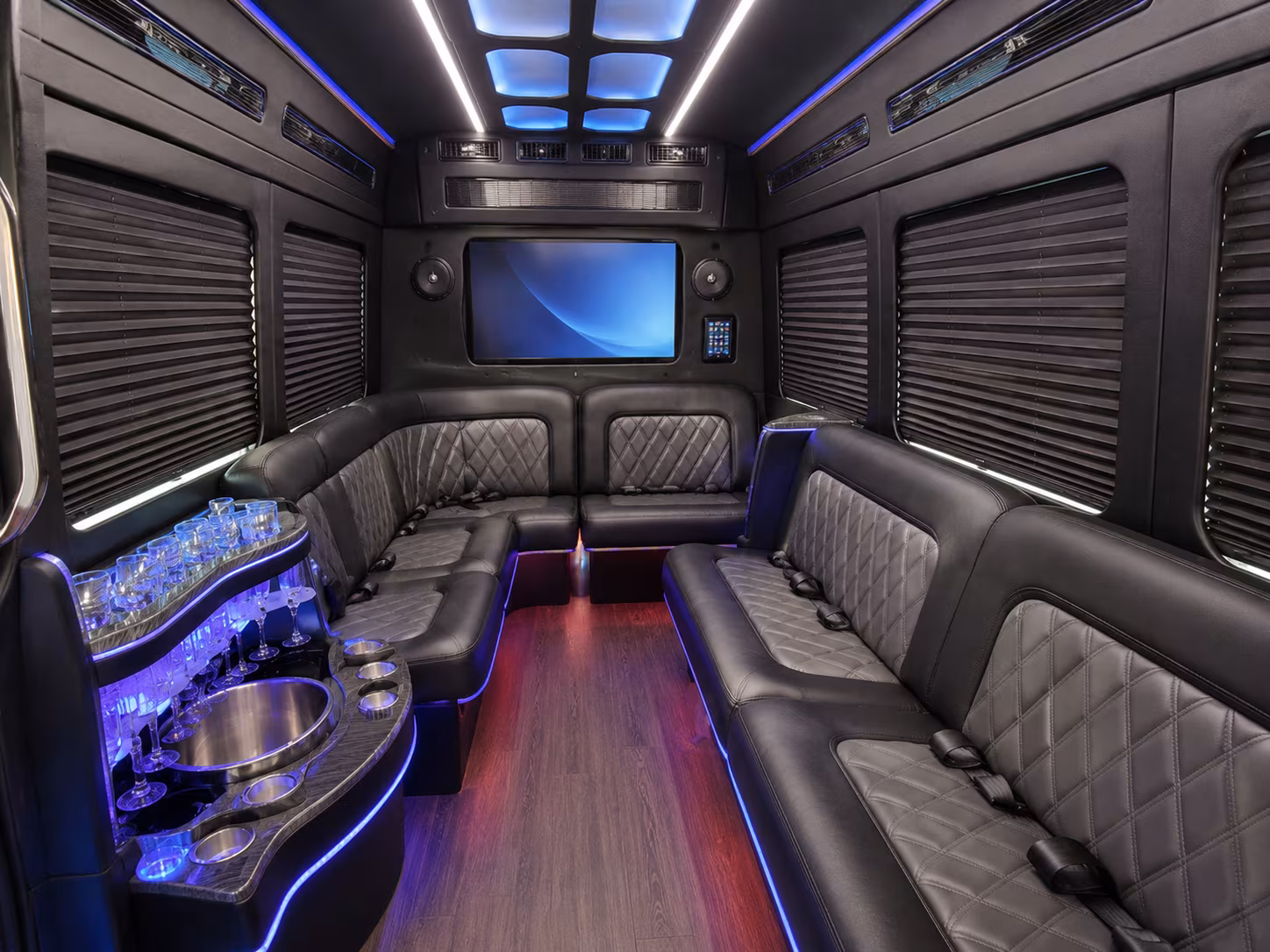 reserve transportation for your next wedding 1